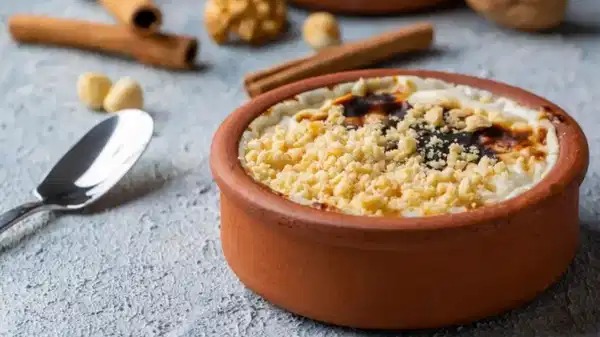 Türk mutfağının klasik tatlısı: Fırın sütlaç tarifi