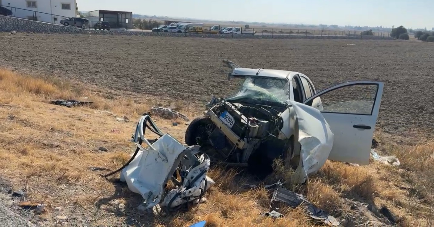 İskele – Ercan yolunda feci kaza: 1 kişi hayatını kaybetti, 3 kişi yaralandı