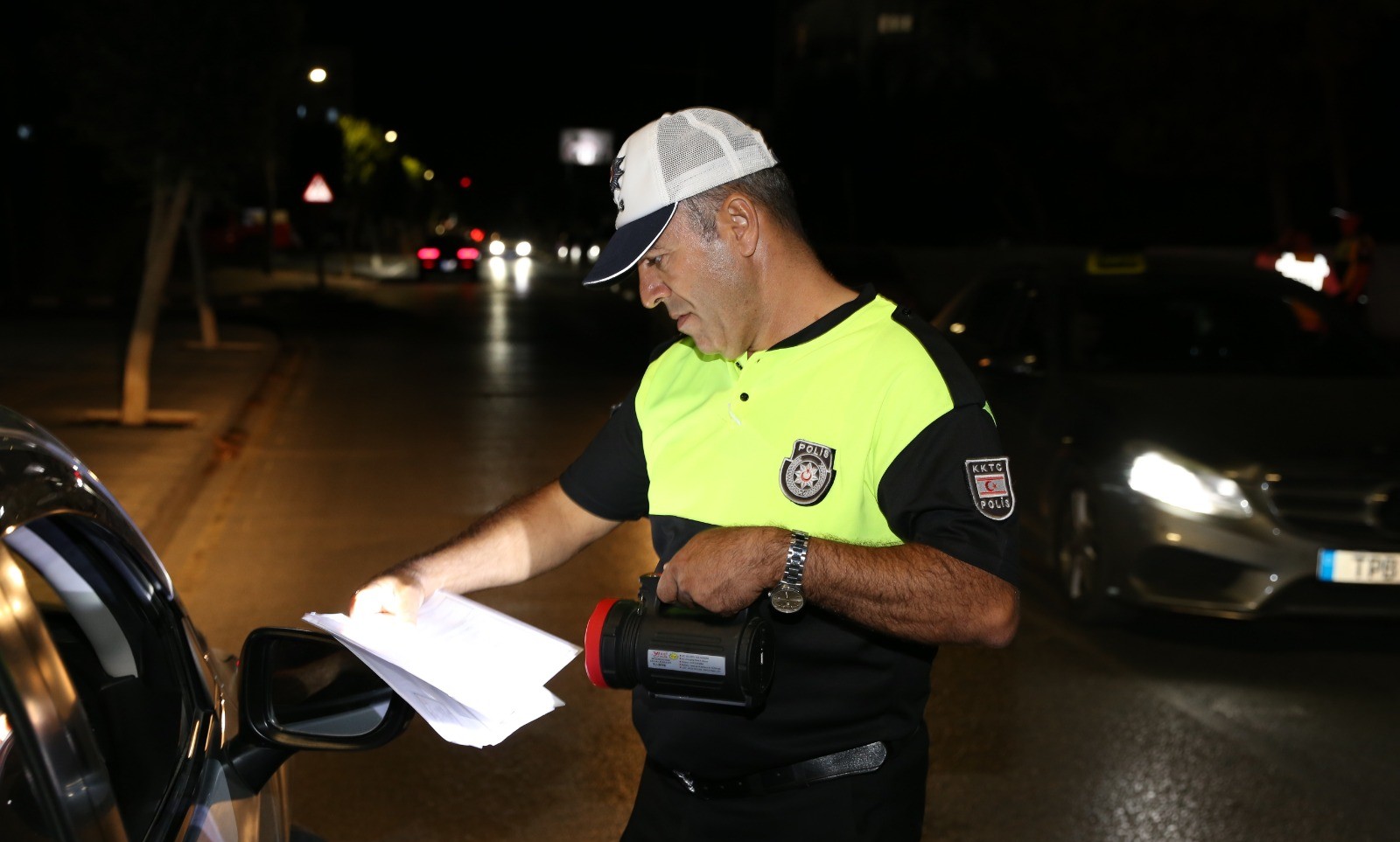 KKTC'de geçen hafta trafik denetimlerinde 2 bin 839 sürücüsü rapor edildi