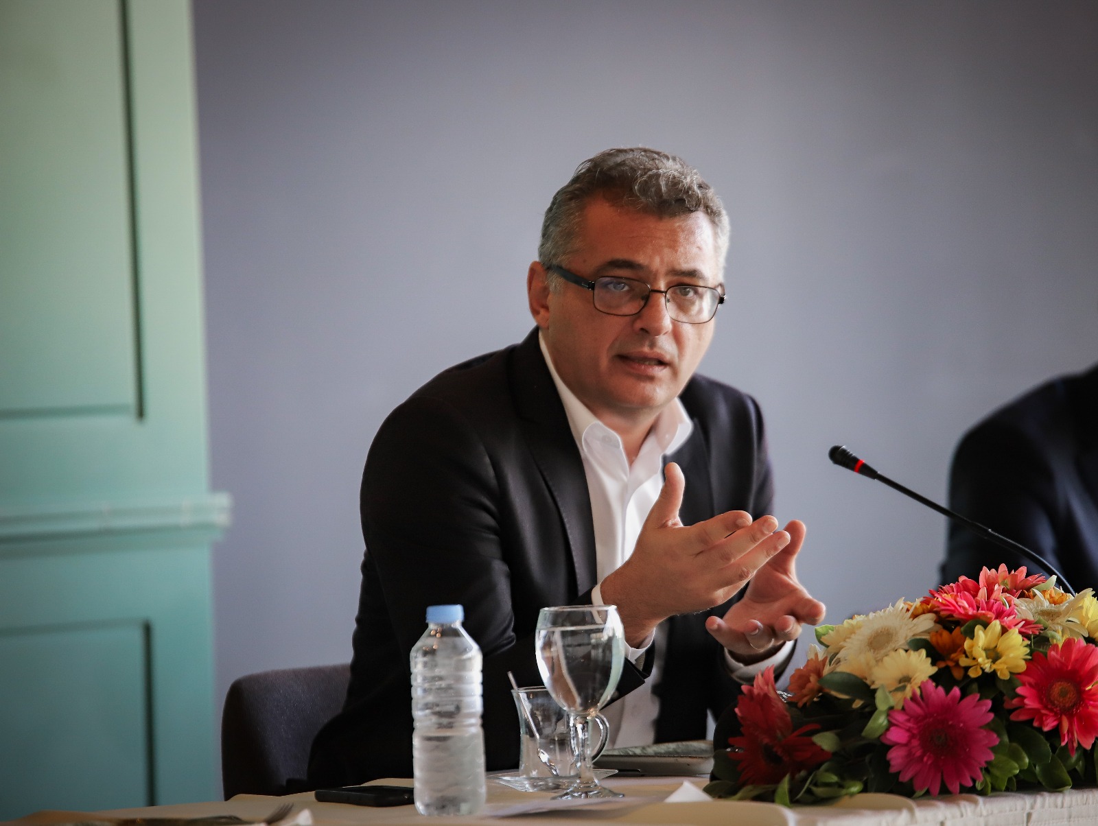 Erhürman: Çocuklara daha iyi olanaklar sunmak boynumuzun borcu